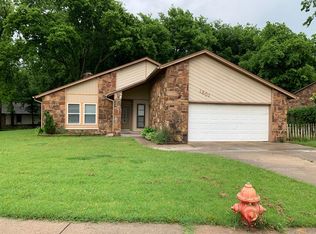 1801 N 24th St, Broken Arrow, OK 74014