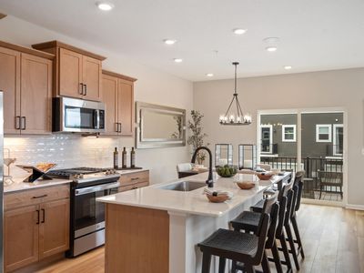 6758 Wildflower Way, Excelsior, MN, 55331