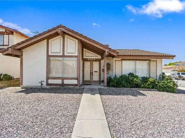 9002 Scott St, Bellflower, CA 90706