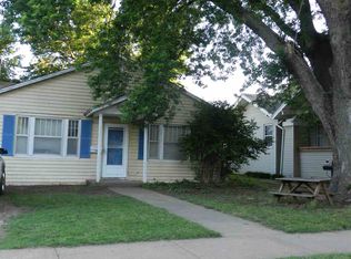 1209 W Oklahoma Ave, Enid, OK 73703