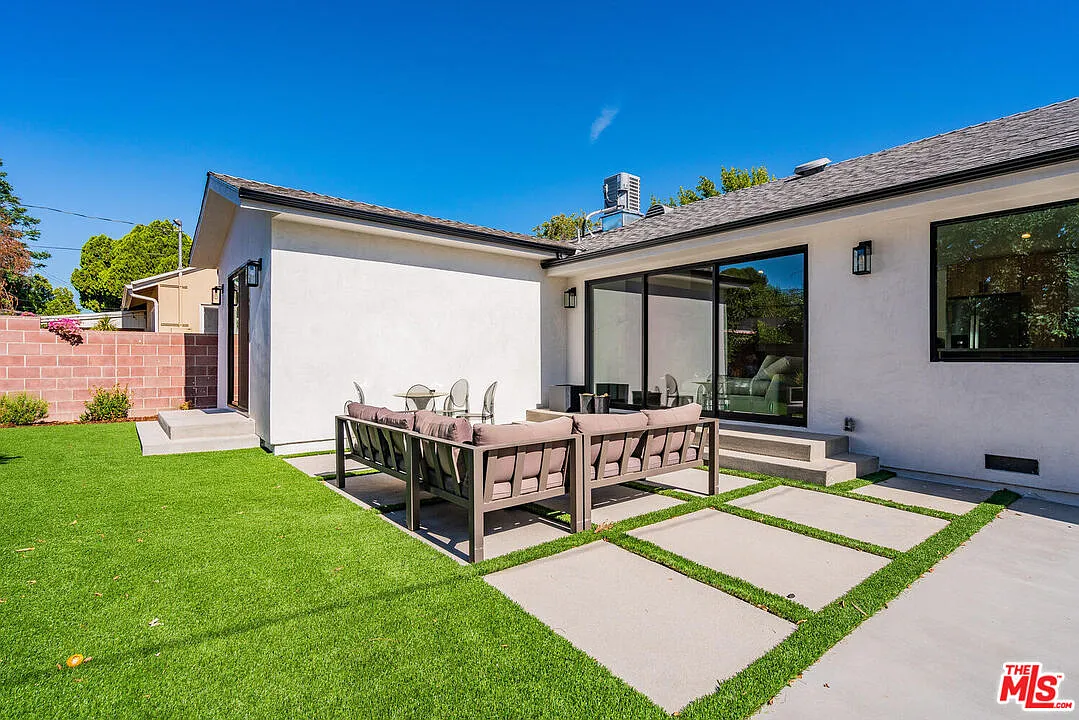 4 bed, 3.0 bath, 1784 sqft, $8,500 — Photo 4