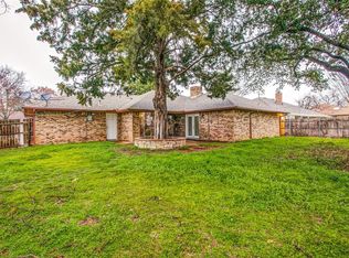2014 Chantilly Ct, Arlington, TX 76015