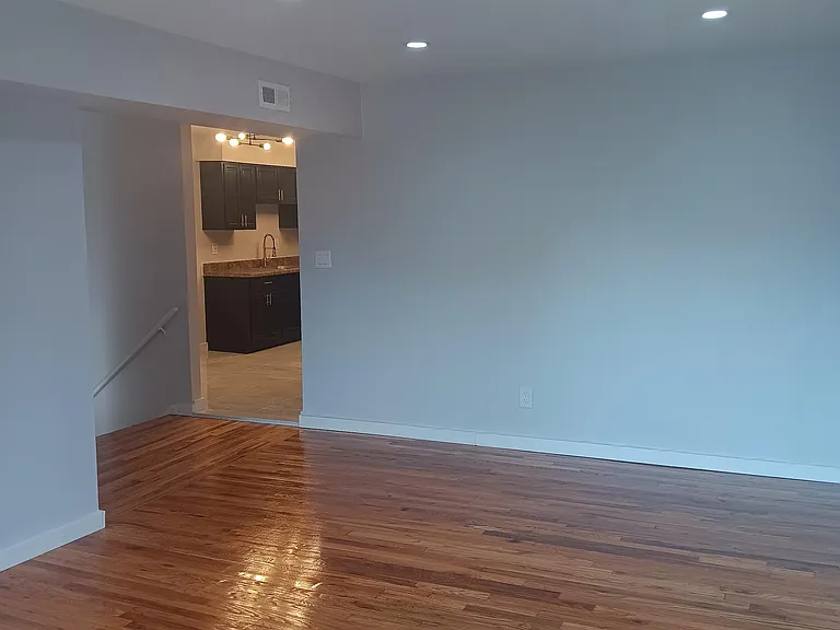 River Edge Apartments — Photo 23