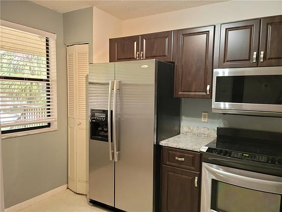 3rd image of 1240 S Military Trl APT 1126