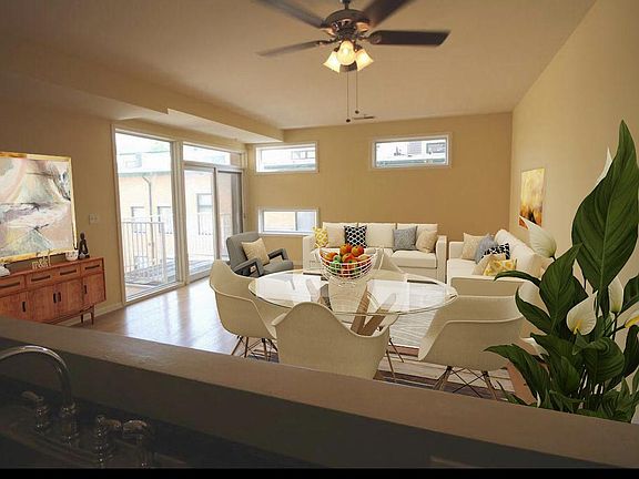 3rd image of 915 S Oak Park Ave APT 2B