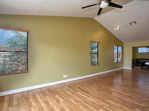 4th image of 2709 W Camino De Las Grutas