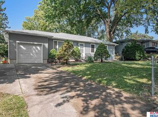 4404 N 56th St, Omaha, NE 68104