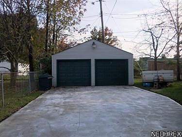 4th image of 12913 Astor Ave