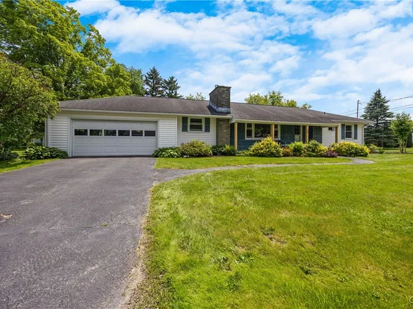 25 Morningside Dr, Cortland, NY 13045