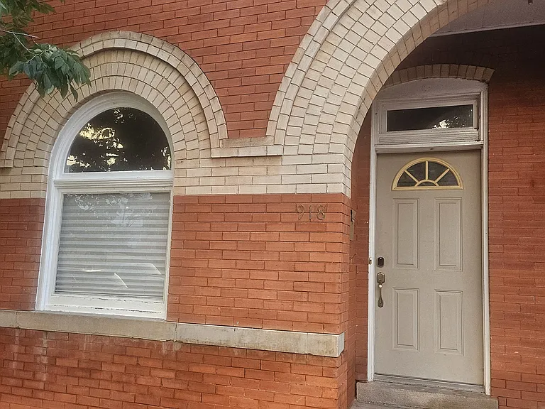 33rd St — Photo 5