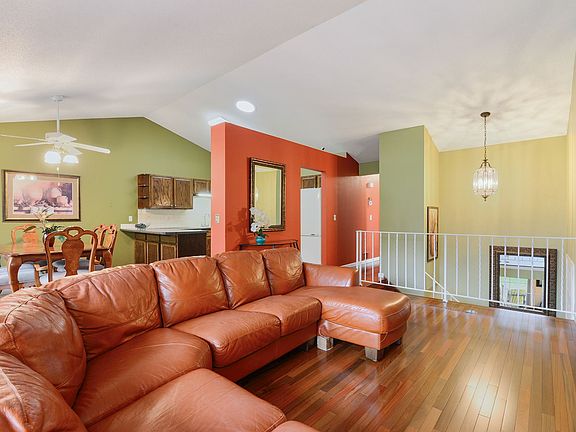 5th image of 3001 Devonshire Dr