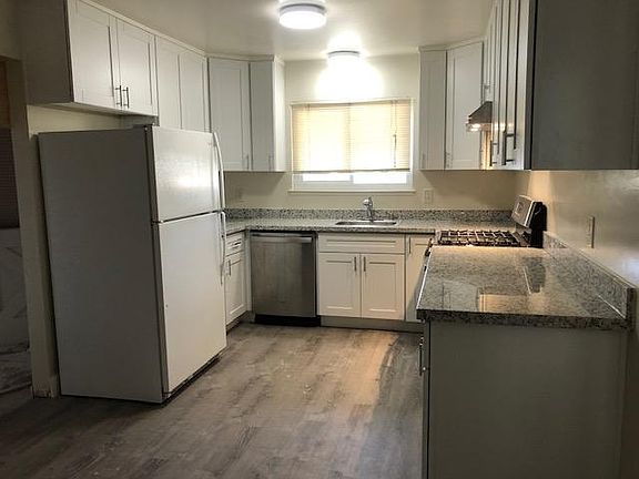 2nd image of 10366 Greenwood Ct APT 1