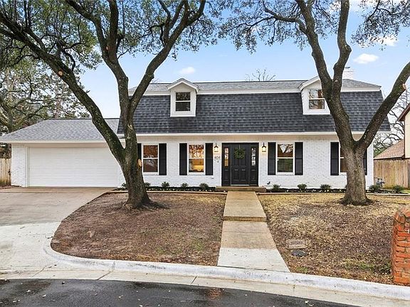 3rd image of 404 Rocky Canyon Ct