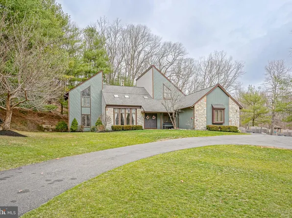 25 Berkshire Dr, Sewell, NJ 08080