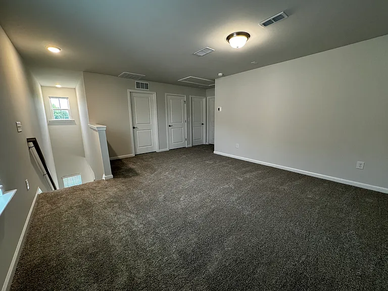 713 Wicklow Hall Dr — Photo 5