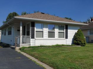 18 Goyave St, Toms River, NJ 08757