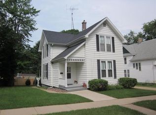 145 S Adams Ave, Berlin, WI 54923