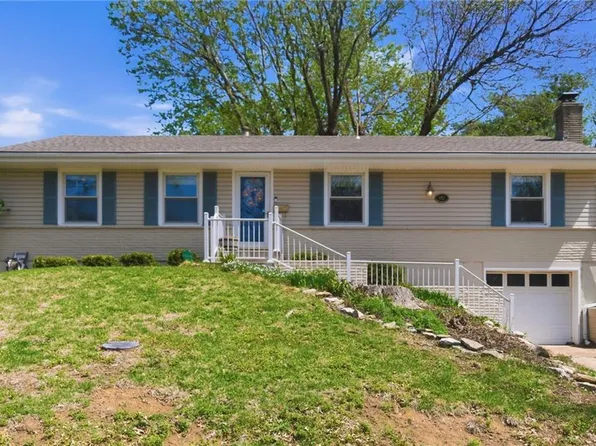 4921 N Askew Ave, Kansas City, MO 64119