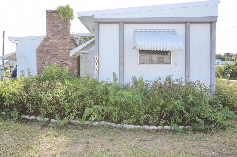1st image of 1038 Ehrke Ln