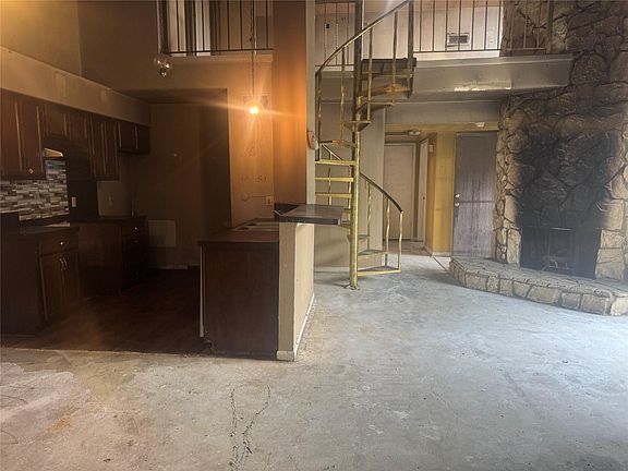 4th image of 12339 W Village Dr Unit A