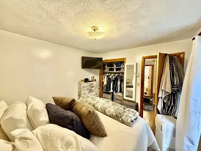 22 Thacher St #1 — Photo 7