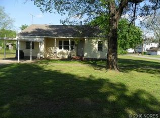 402 N Regan Ave, Hominy, OK 74035