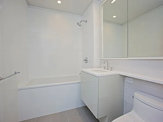 Rented by Sotheby's International Realty | media 19