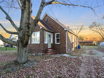 2613 E Elm St, Des Moines, IA, 50317