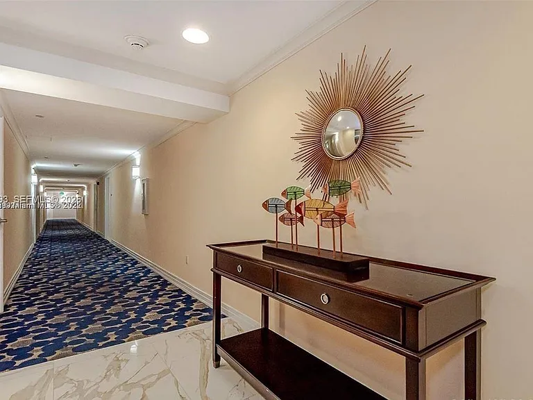 6917 Collins Ave #720 — Photo 35