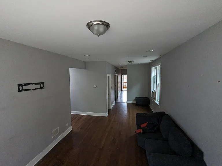 2911 W Harrison St #2 — Photo 4
