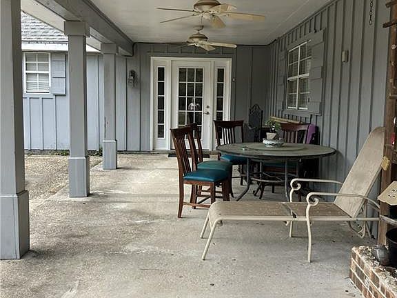 2nd image of 139 Reiher Rd