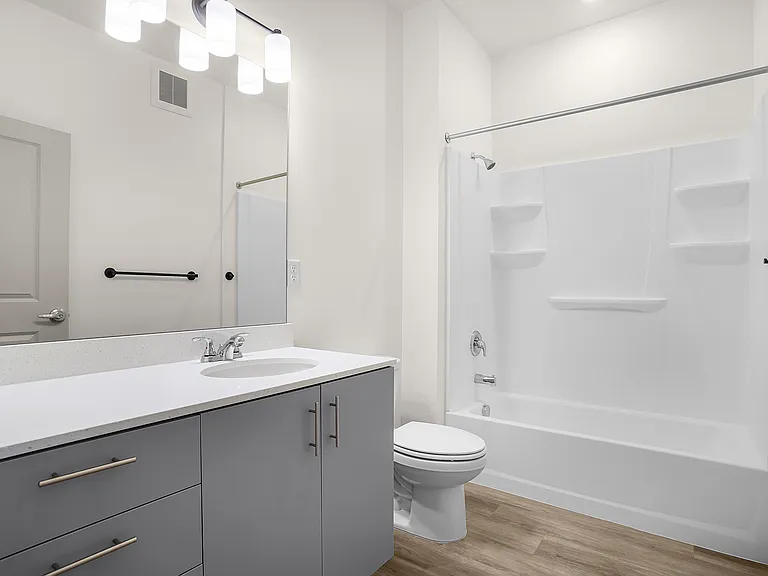 Meadowbrook Apartments — Photo 6