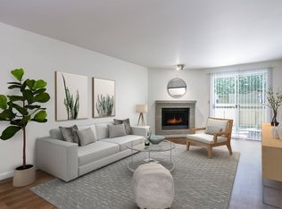 Surrey Downs Apartments, Bellevue, WA 98005