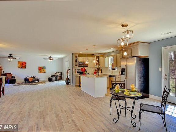 4th image of 29935 Oak Acres Dr