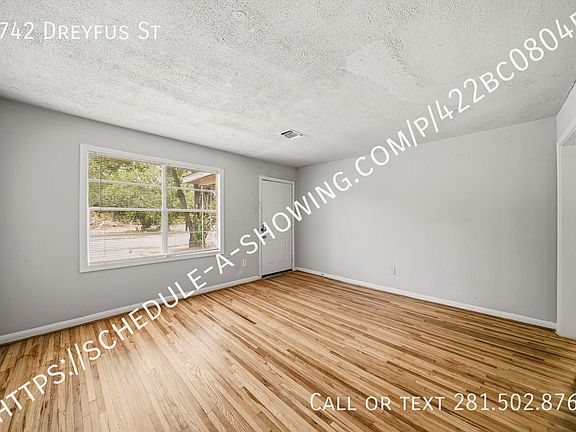 3rd image of 3742 Dreyfus St
