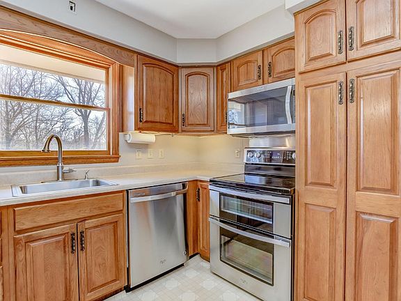 3rd image of 3791 Sagebrush Ln