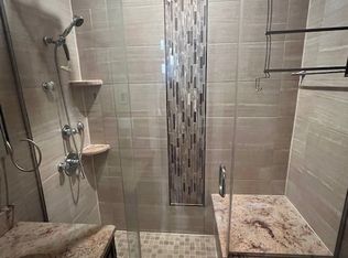 25-90 36th St #1REAR, Astoria, NY 11103