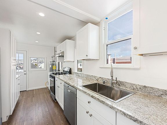 2nd image of 374 Madrid St