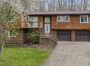 141 Wedgewood Rd, Ravenswood, WV 26164