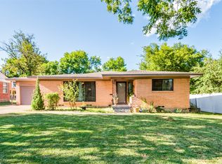 1577 N Atoll Dr, Dallas, TX 75216