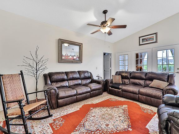 4th image of 32110 Harbour Vista Cir