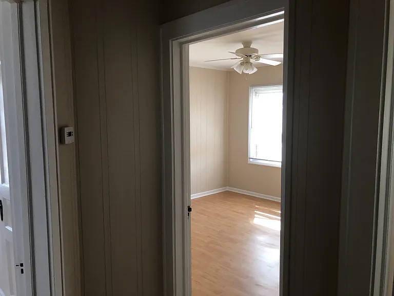 902 Bringle Ferry Rd — Photo 6