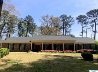 545 S River St, Centre, AL 35960