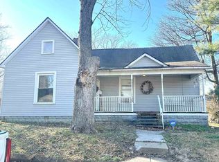 723 N 9th St, Murphysboro, IL