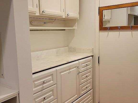 2nd image of 1130 Ontario St APT A3