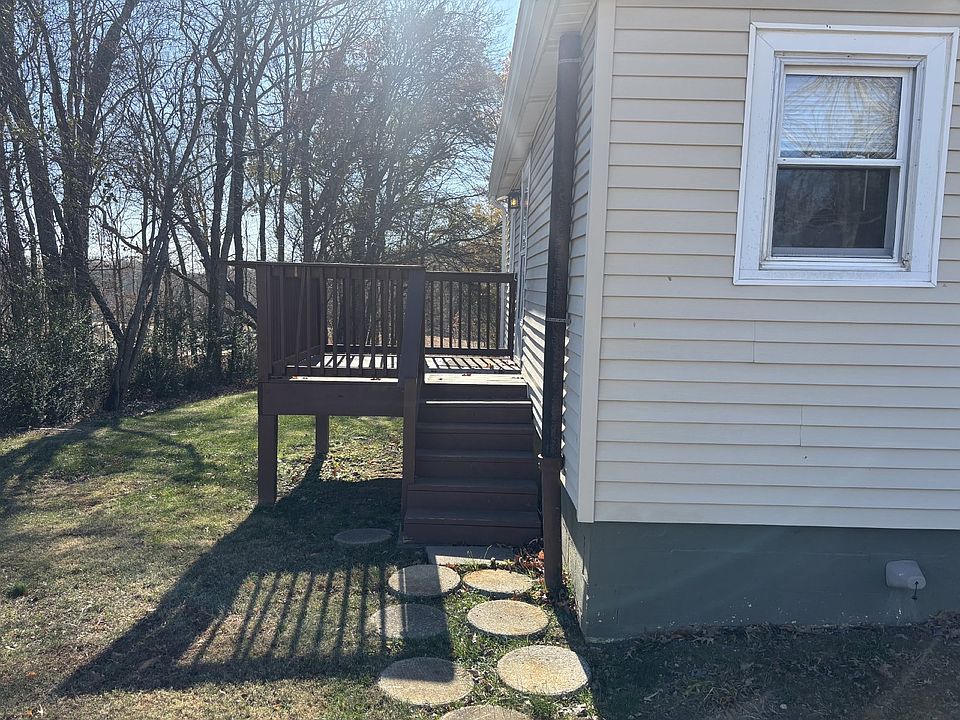 1st image of 681 Arms Dr
