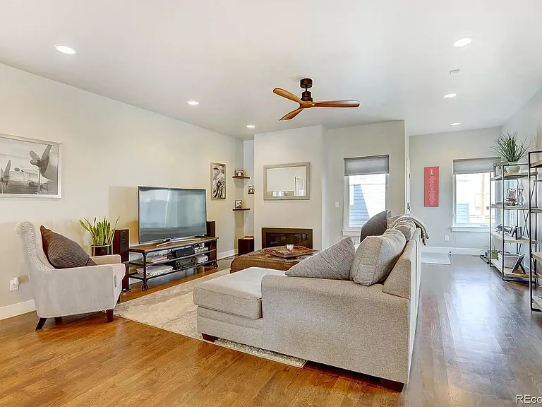 1557 Julian St — Photo 4