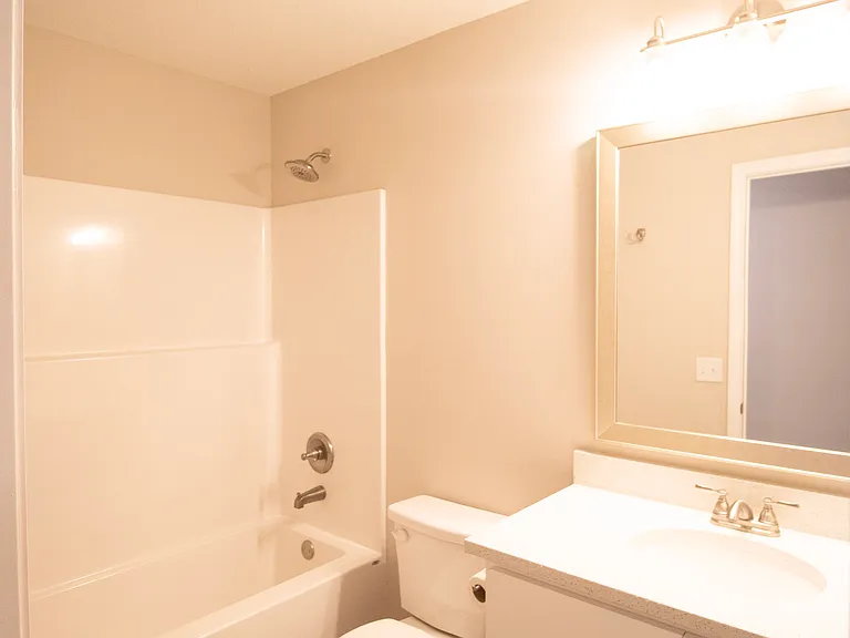 106 Woodsedge Dr #B — Photo 6
