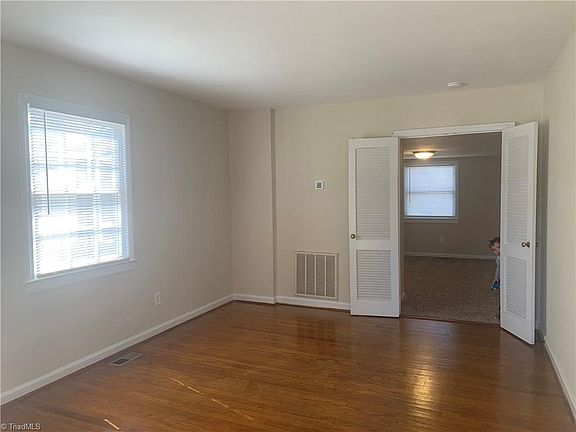 4th image of 1509 Ola St