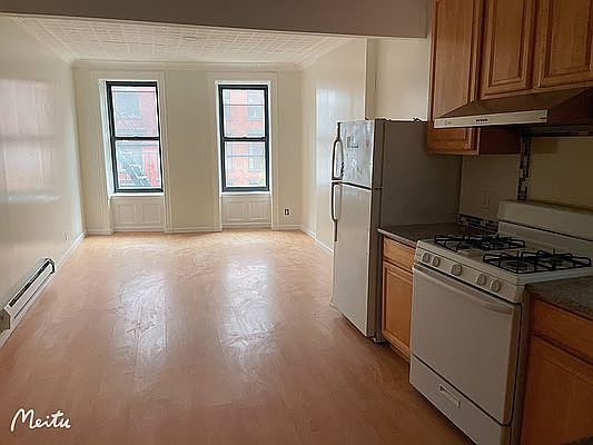 5th image of 375 Broome St APT 12